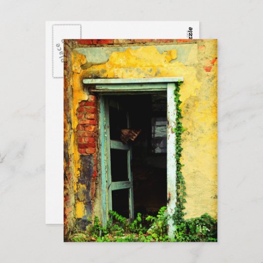 Oude deur in verlaten huis op de luchthaven van Ba Briefkaart (Voorkant / Achterkant)
