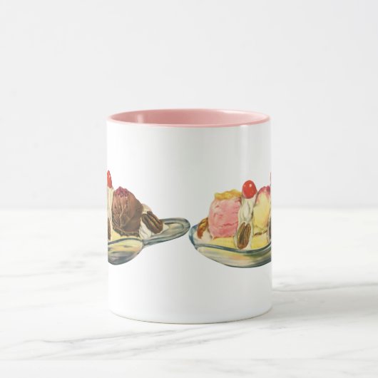 Oude Eetwaren Desserts, Banaan Split Kersen Mok (Midden)