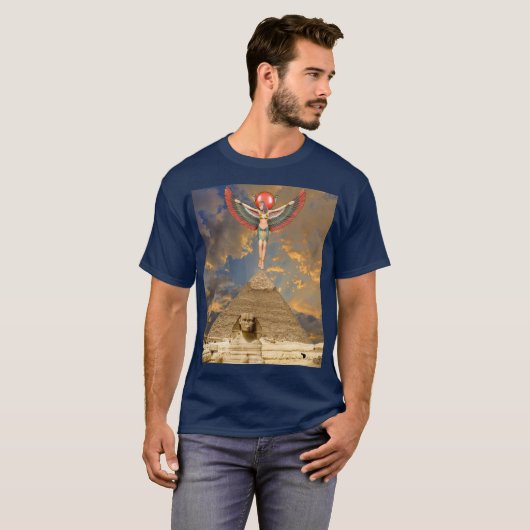Oude Egyptische godin Isis, godin van de maan T-shirt (Voorkant volledig)