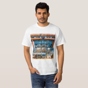Oude en roestachtige atlas Imperial diesel engine  T-shirt