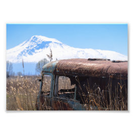 Oude en roestvrije bus met mt. Ararat Foto Afdruk