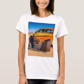 Oude en verlaten auto in Solitaire, Namibië T-shirt (Voorkant)