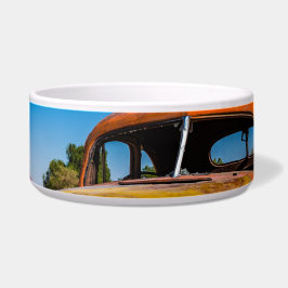 Oude en verlaten auto in Solitaire, Namibië Voerbakje