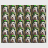 Oude Engelse Sheepdog in St. Patrick's Day Dress Cadeaupapier (Vlak)