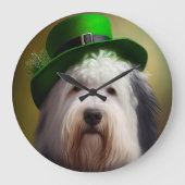 Oude Engelse Sheepdog in St. Patrick's Day Dress Grote Klok (Voorkant)