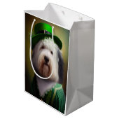 Oude Engelse Sheepdog in St. Patrick's Day Dress Medium Cadeauzakje (Achterkant Gekanteld)