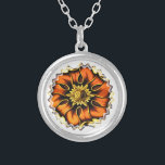 OUDE ENGLAND ZILVER VERGULDEN KETTING<br><div class="desc">Een kunstontwerp van een oude,  in Engeland gekleurde glazen bloem.</div>