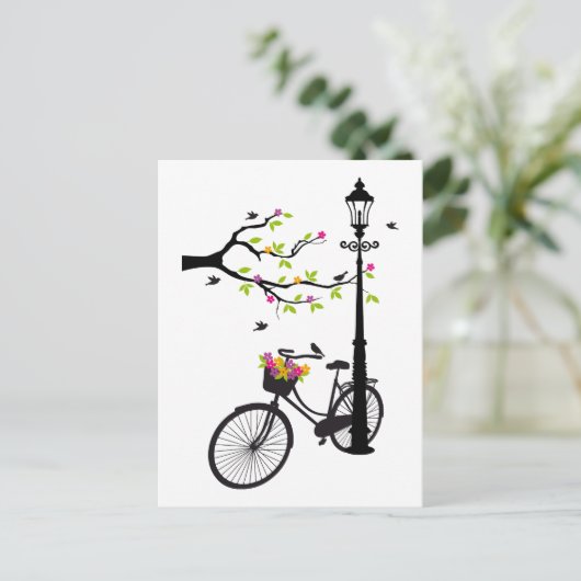 Oude fiets met lamp, bloemmandje, vogels, boom briefkaart (Staand voorkant)