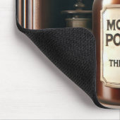 Oude fles in een medicijnkastje muismat (Hoek)