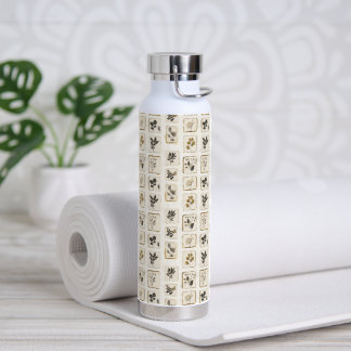 Oude gedroogde geperste wilde bloemen kruidengenee waterfles