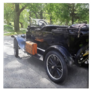 Oude gefaseerde auto met bagagerek" tegeltje