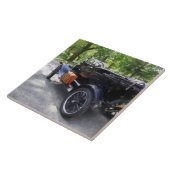 Oude gefaseerde auto met bagagerek" tegeltje (Zijkant)