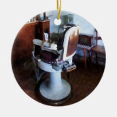 Oude, gefashioned Barber Stoel Keramisch Ornament (Voorkant)