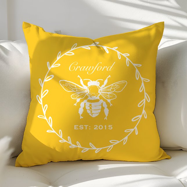 Oude Gele Honingbij Laurier Honingraat Monogram Kussen (Creator heeft geüpload)