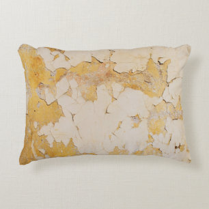 Oude gele stucco backgrondabstract, gerijpt, antiq accent kussen
