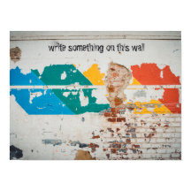 Oude geschilderde muur met graffiti