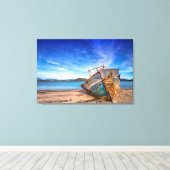Oude gestrande scheepspuntReyes, CA Canvas Afdruk (Insitu (Houten vloer))