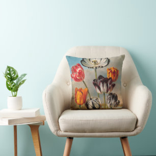 Oude gevarieerde tulp bloemen in een landschap kussen