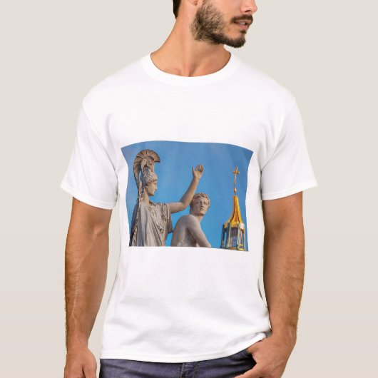 Oude Griekse standbeeld scène. T-shirt (Voorkant)