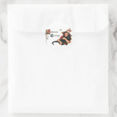 Oude Halloween-groeten, kind heks met kat Ronde Sticker (Tas)
