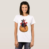Oude Halloween Heks, Kat en Pompoen T-shirt (Voorkant volledig)