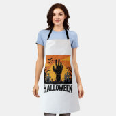 Oude Halloween Kerkhof Zombie Hand T-shirt Ontwerp Schort (Gedragen)