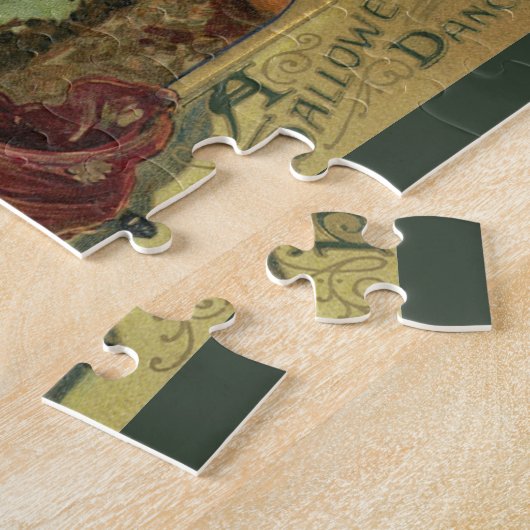 Oude Halloween, mooie dansende heks Legpuzzel (Zijkant)