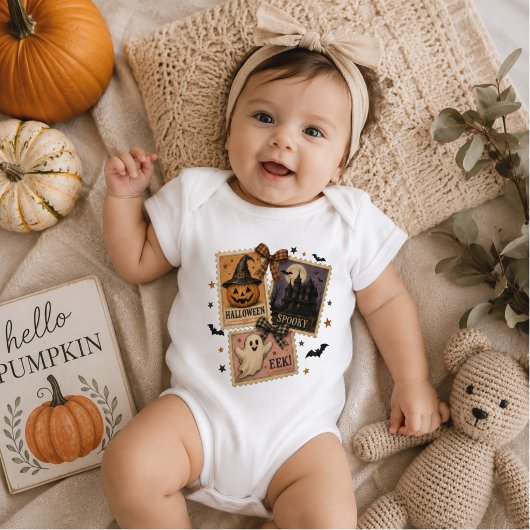 Oude Halloween-postzegercollage Romper