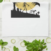 Oude Halloween Skelet Hond Maan Vector Design_ Theedoek (Gevouwen)