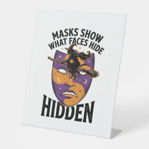 Oude Heksenmasker Halloween Gezichts Illusie Kunst Reclamebord Met Voetstuk