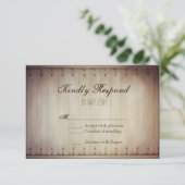 Oude houten klep Rustic Wedding RSVP-kaarten RSVP Kaartje (Staand voorkant)