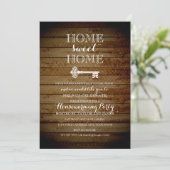 Oude houten sleutel uitnodiging voor housewarming (Staand voorkant)