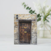 Oude houten voordeur met licht briefkaart (Staand voorkant)