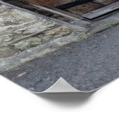 Oude houten voordeur met licht poster (Hoek)