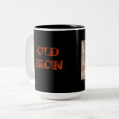 Oude ijzerhoudende Mok (Voorkant links)