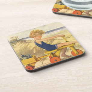 Oude jongen speelt op het strand met zand speelgoe bier onderzetter