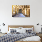 Oude Kathedraal kloostergang Canvas Afdruk (Insitu (Slaapkamer))