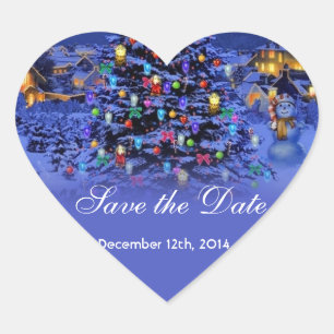 Oude kerstboom besneeuwde nacht save the date hart sticker