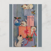 Oude kerstkatten spelen met cadeaus feestdagenkaart (Voorkant)