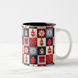 Oude kerstquilt met fashioned tweekleurige koffiemok