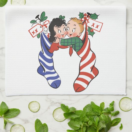 Oude kerstsokken met schattige kinderen theedoek (Gevouwen)