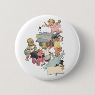 Oude kinderen die plezier hebben met speelgoedtrei ronde button 5,7 cm