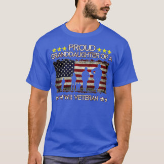 Oude kleindochter van een veteraan uit de Tweede W T-shirt
