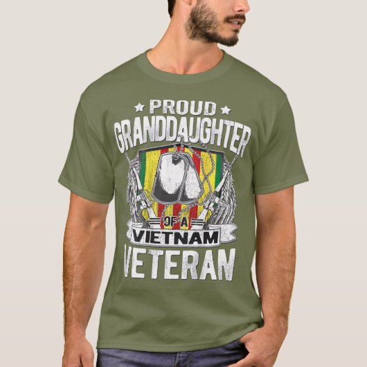 Oude kleindochter van het Vietnamese leger T-shirt (Voorkant)