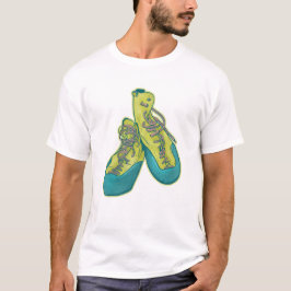 Oude klimschoenen rotsklimmen t-shirt