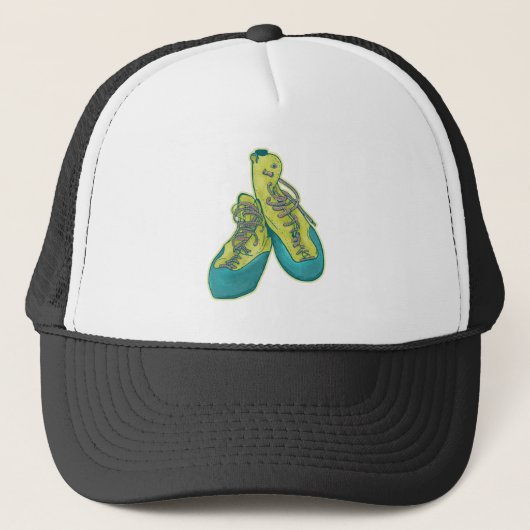 Oude klimschoenen rotsklimmen trucker pet (Voorkant)