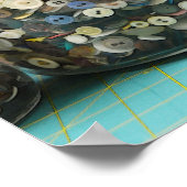 Oude knopen in een pot poster (Hoek)