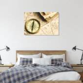 Oude kompas over oude kaart canvas afdruk (Insitu (Slaapkamer))