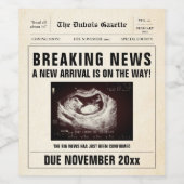Oude krant Baby onthult zwangerschapsaankondiging Wijn Etiket (Enkel label)