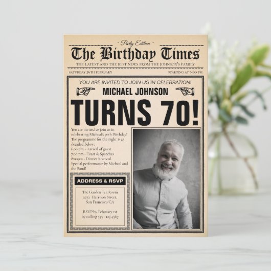 Oude krant Leuke Foto Aangepaste 70ste Verjaardags Kaart (Staand voorkant)